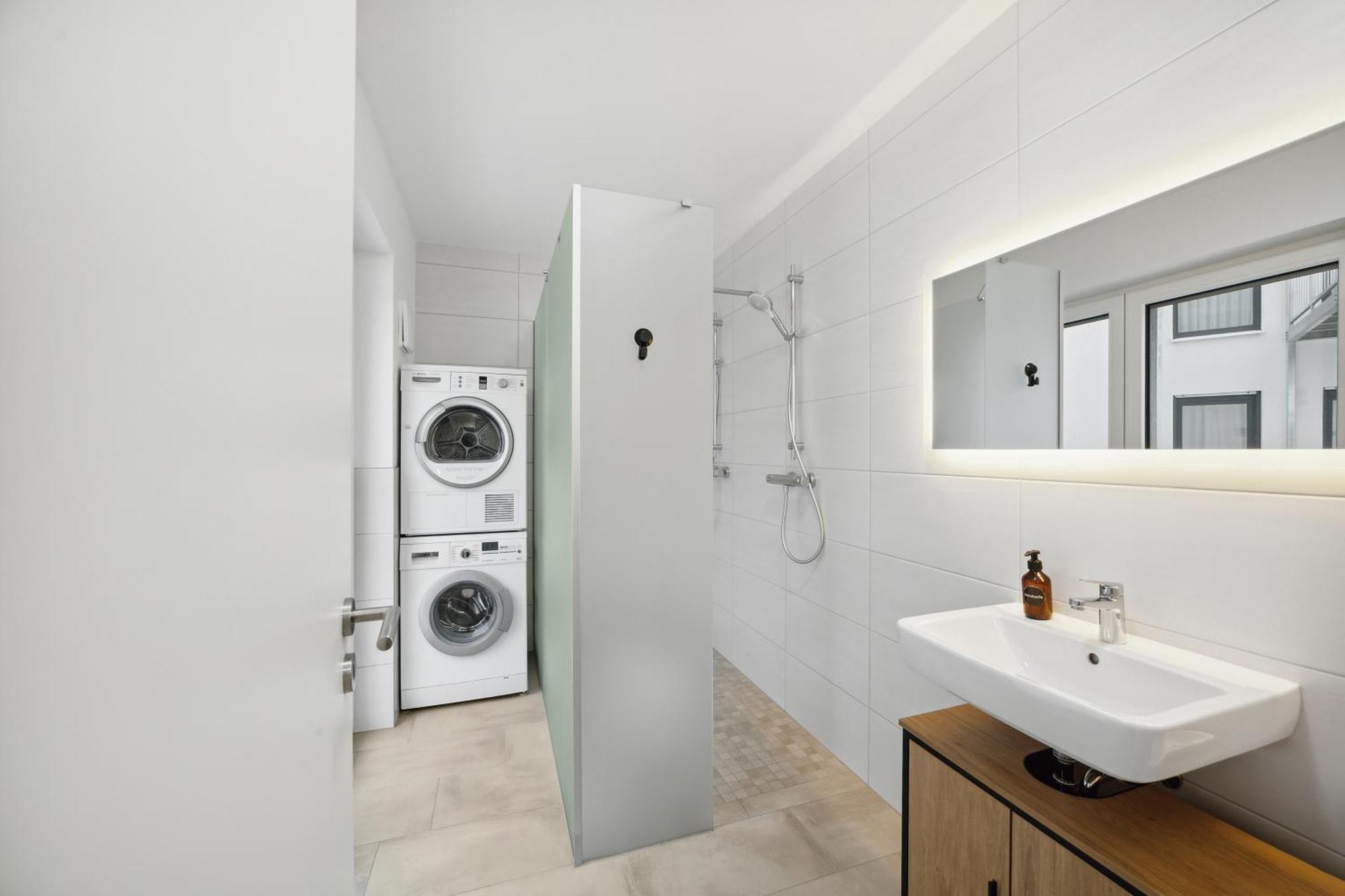Sali Homes Spacious Apartment With Terrace In City Center Байройт Екстериор снимка