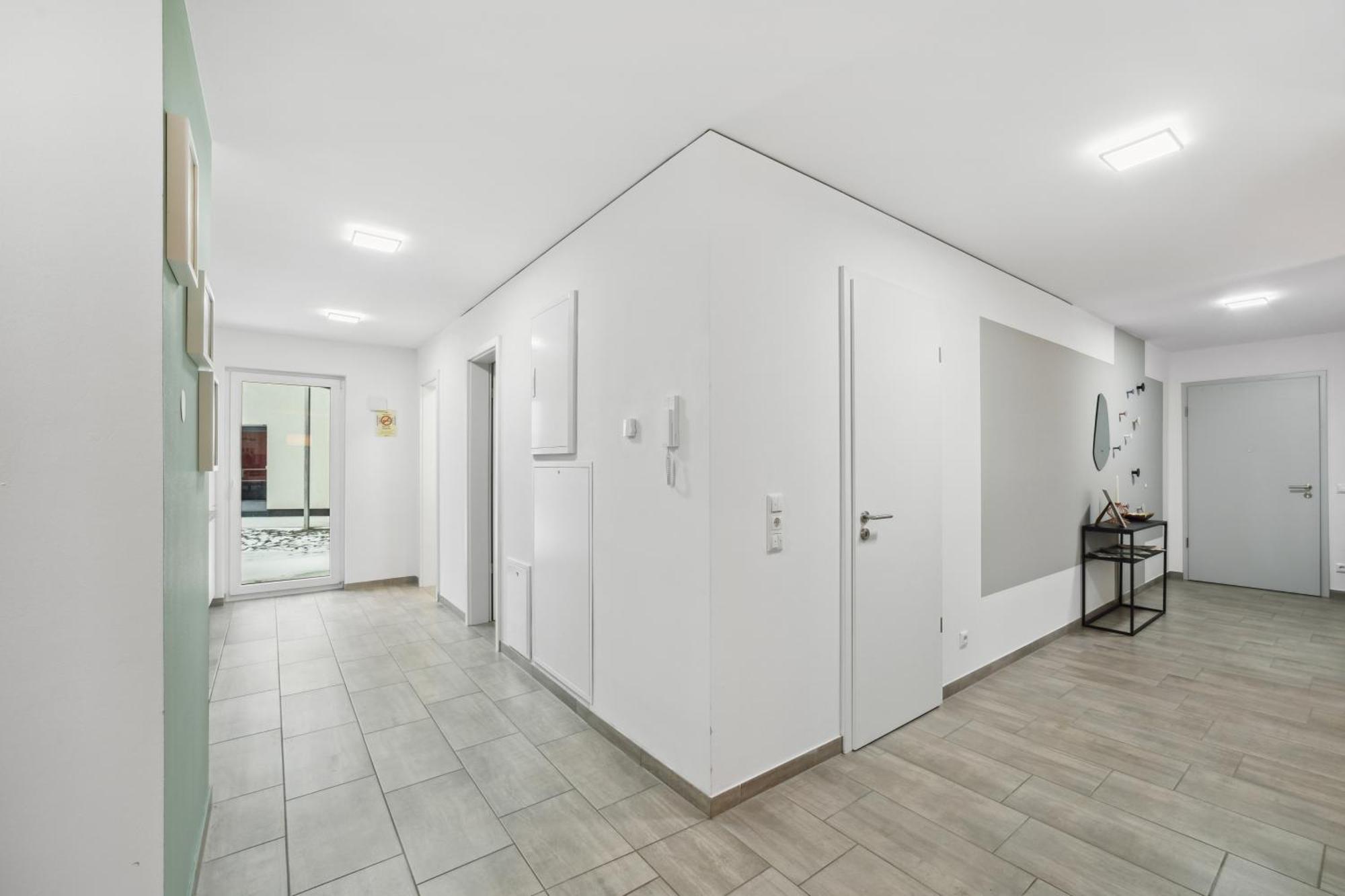 Sali Homes Spacious Apartment With Terrace In City Center Байройт Екстериор снимка