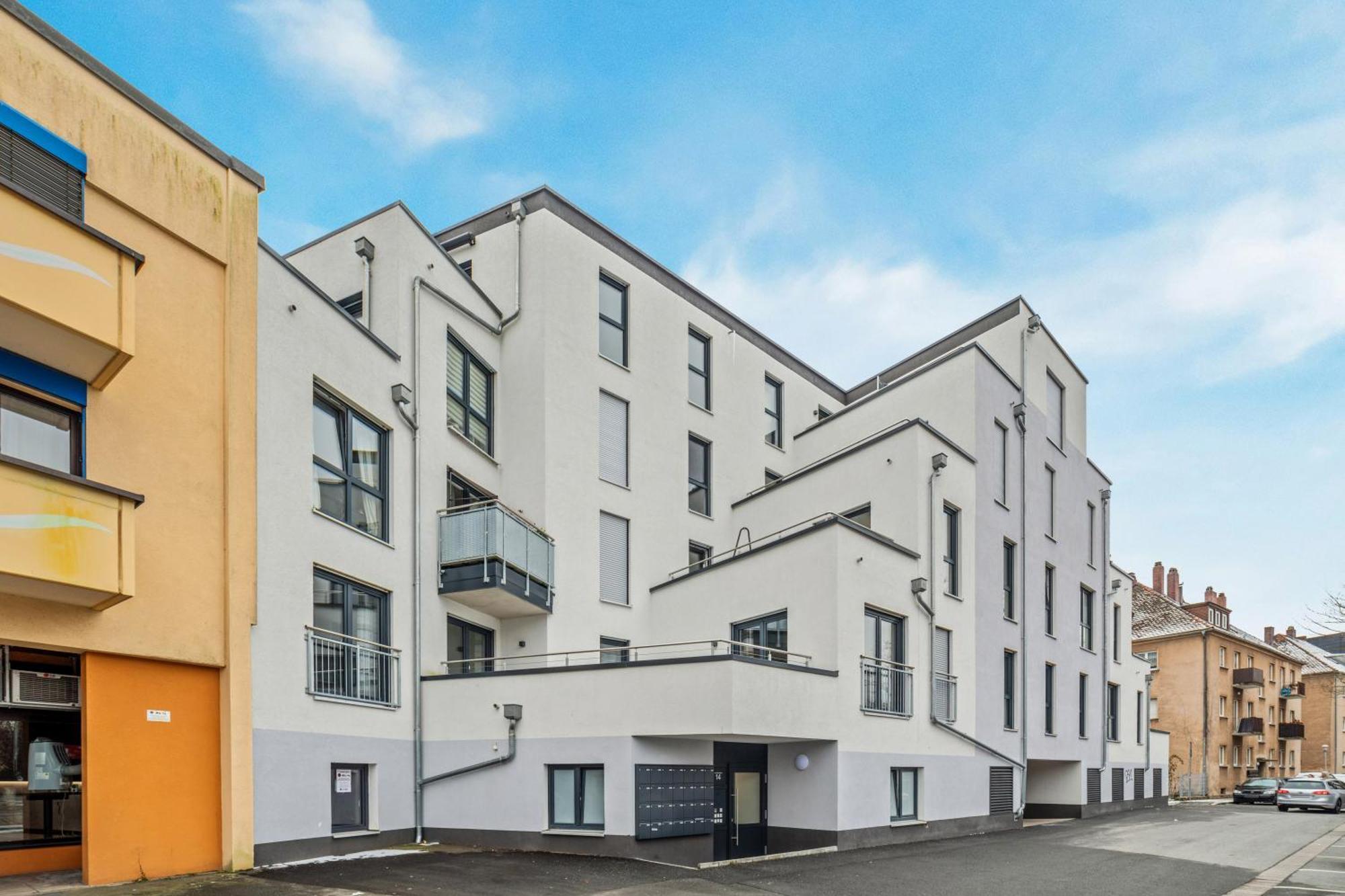 Sali Homes Spacious Apartment With Terrace In City Center Байройт Екстериор снимка